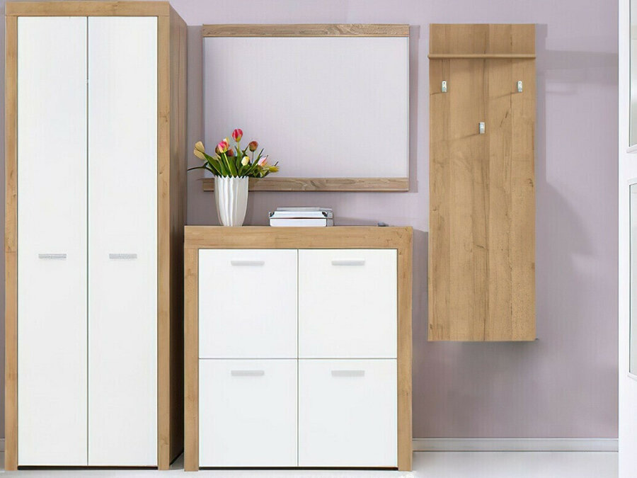 Collezione di mobili Sonali