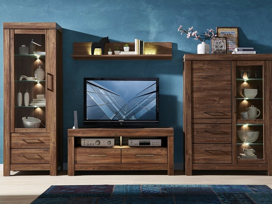 Collezione di mobili Etrlire