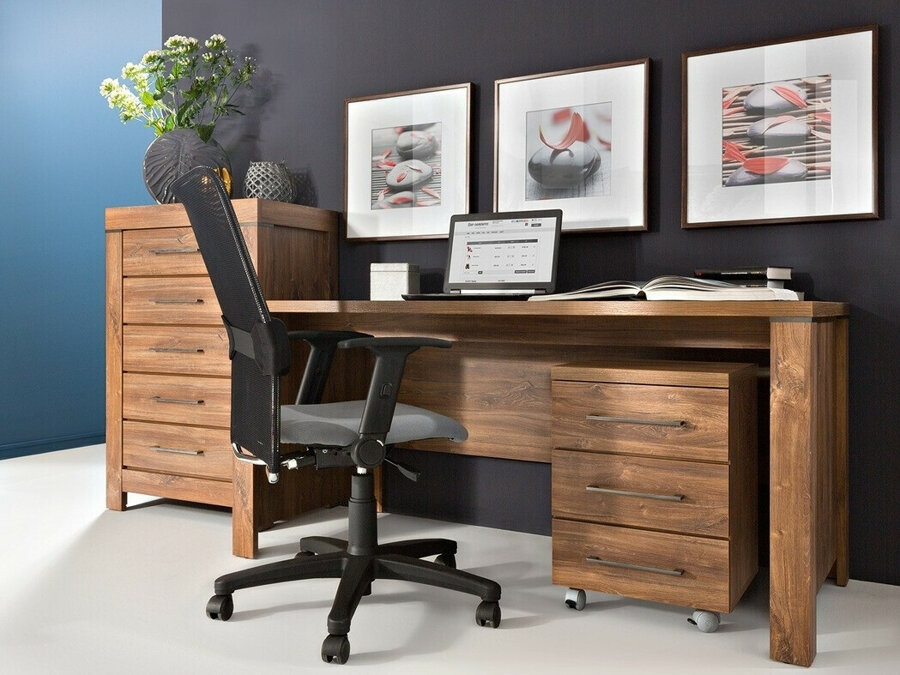 Collezione di mobili Etrlire