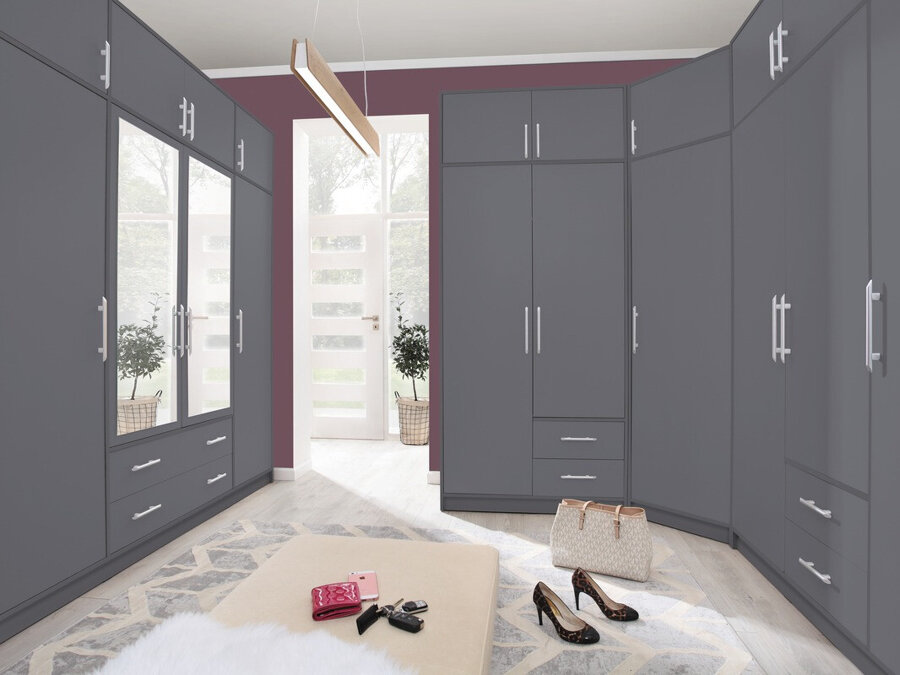 Collezione di mobili Cavmero