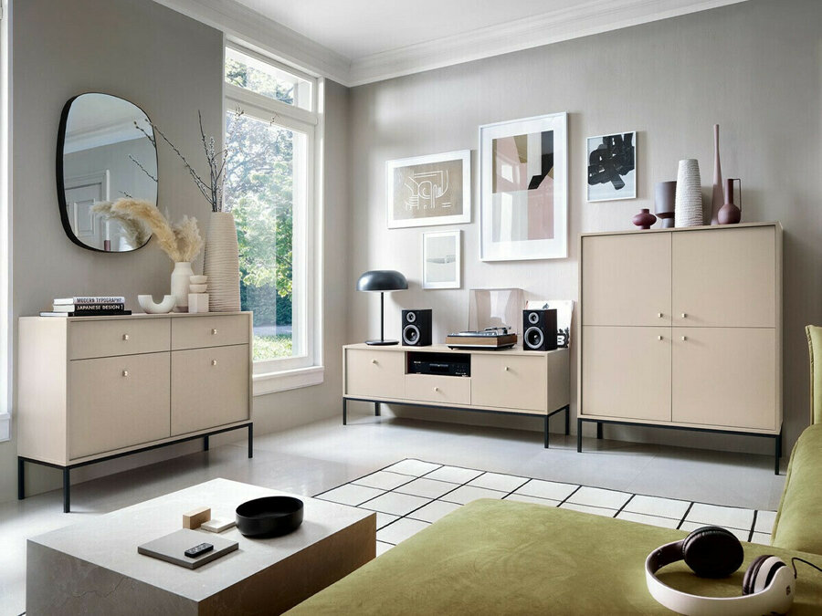 Collezione di mobili Romveri