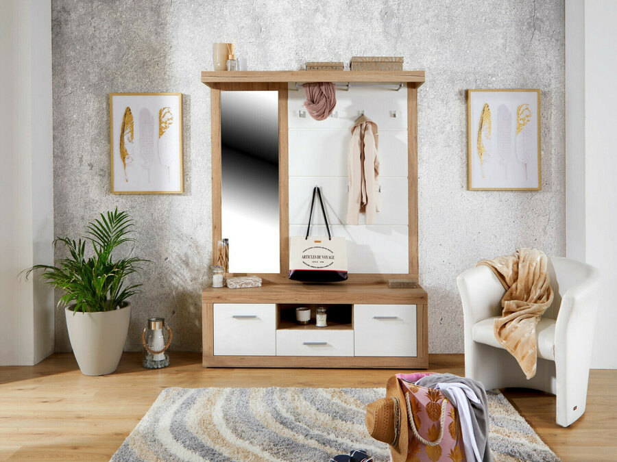 Collezione di mobili Romfera