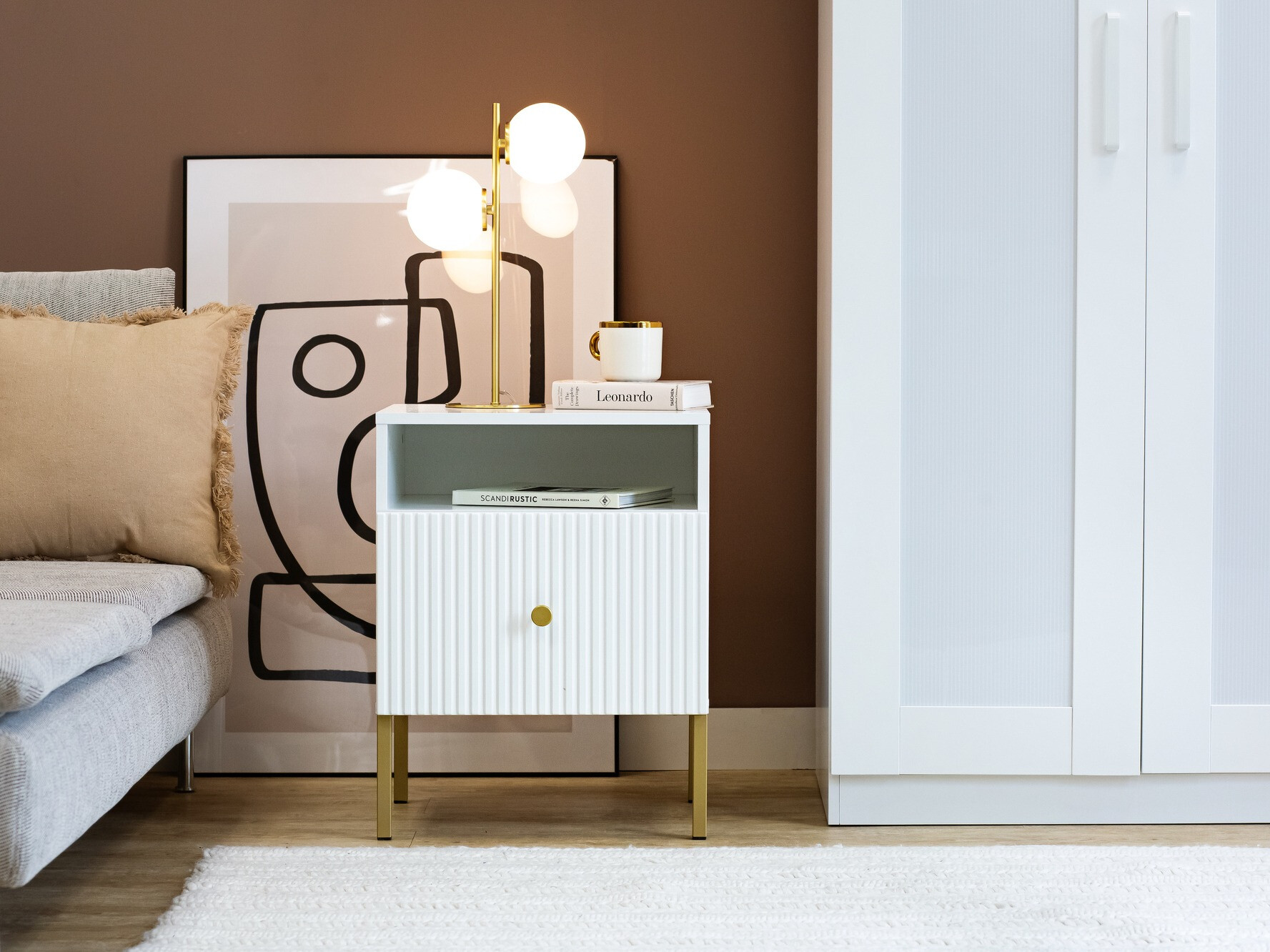 Comodino Etliva 106 (Bianco + D'oro)