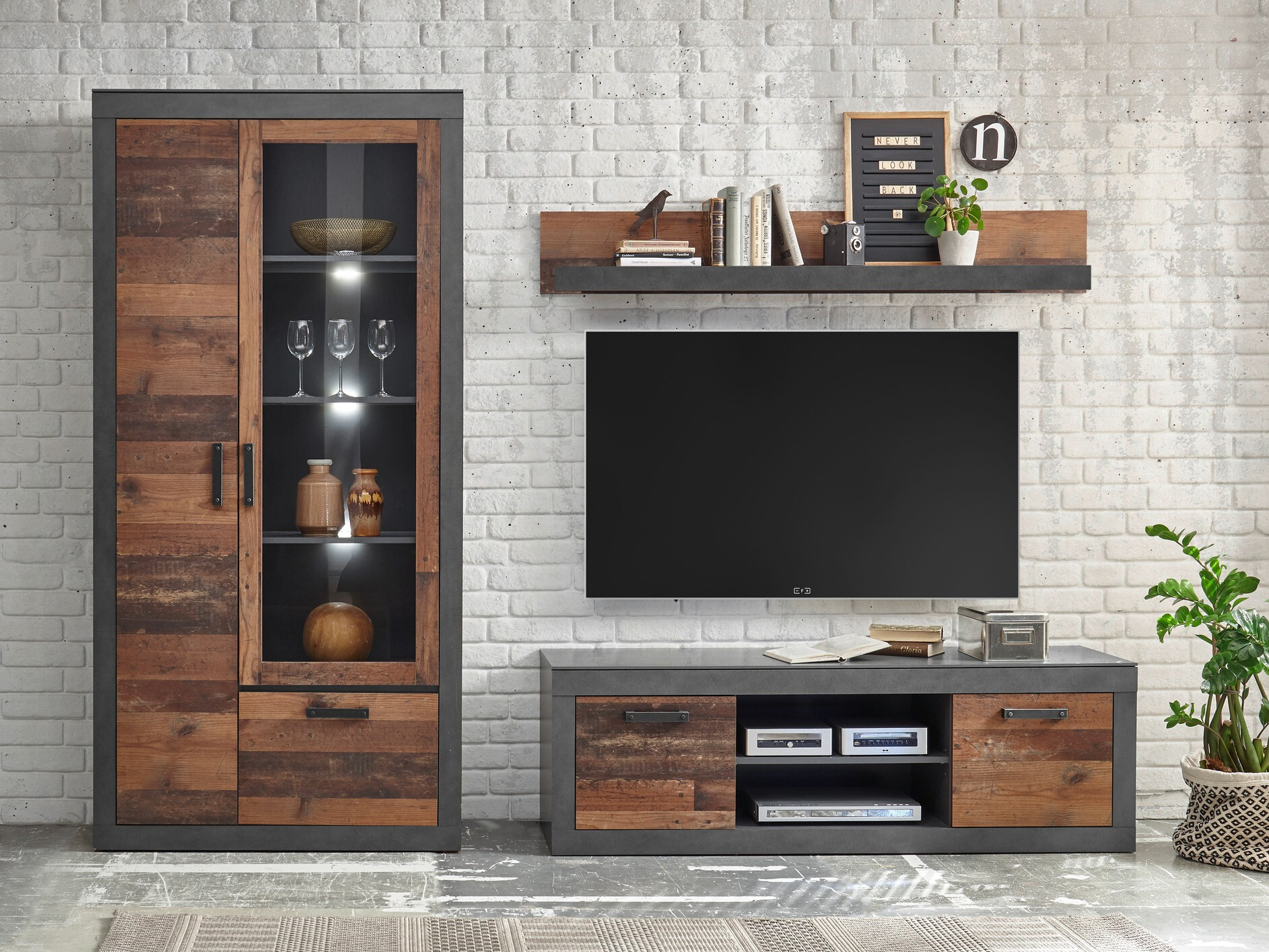 Parete attrezzata Revlara 109 (Senza)