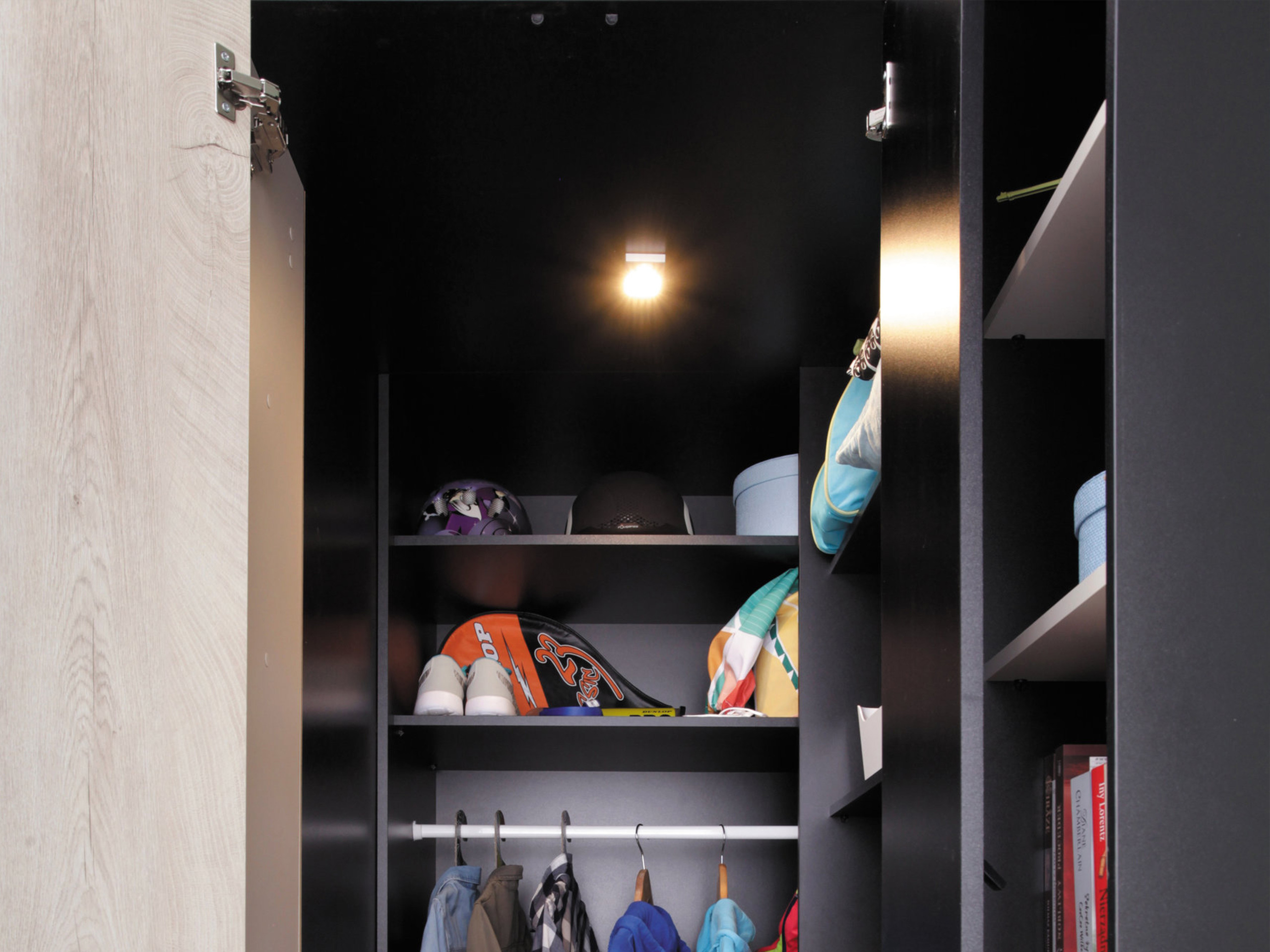 Armadio ad angolo Camteso 113 (Nero + Quercia + Beige)