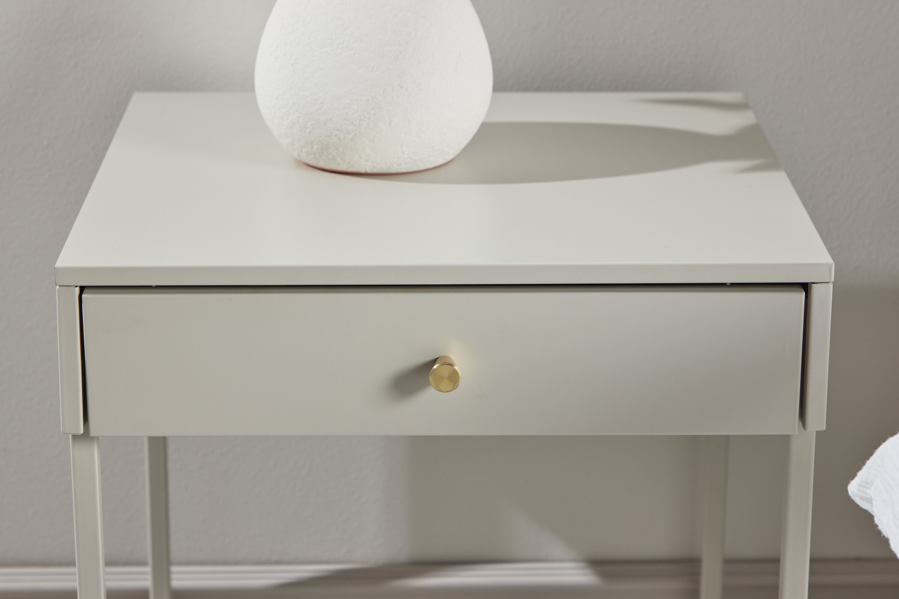 Comodino Evasevu 106