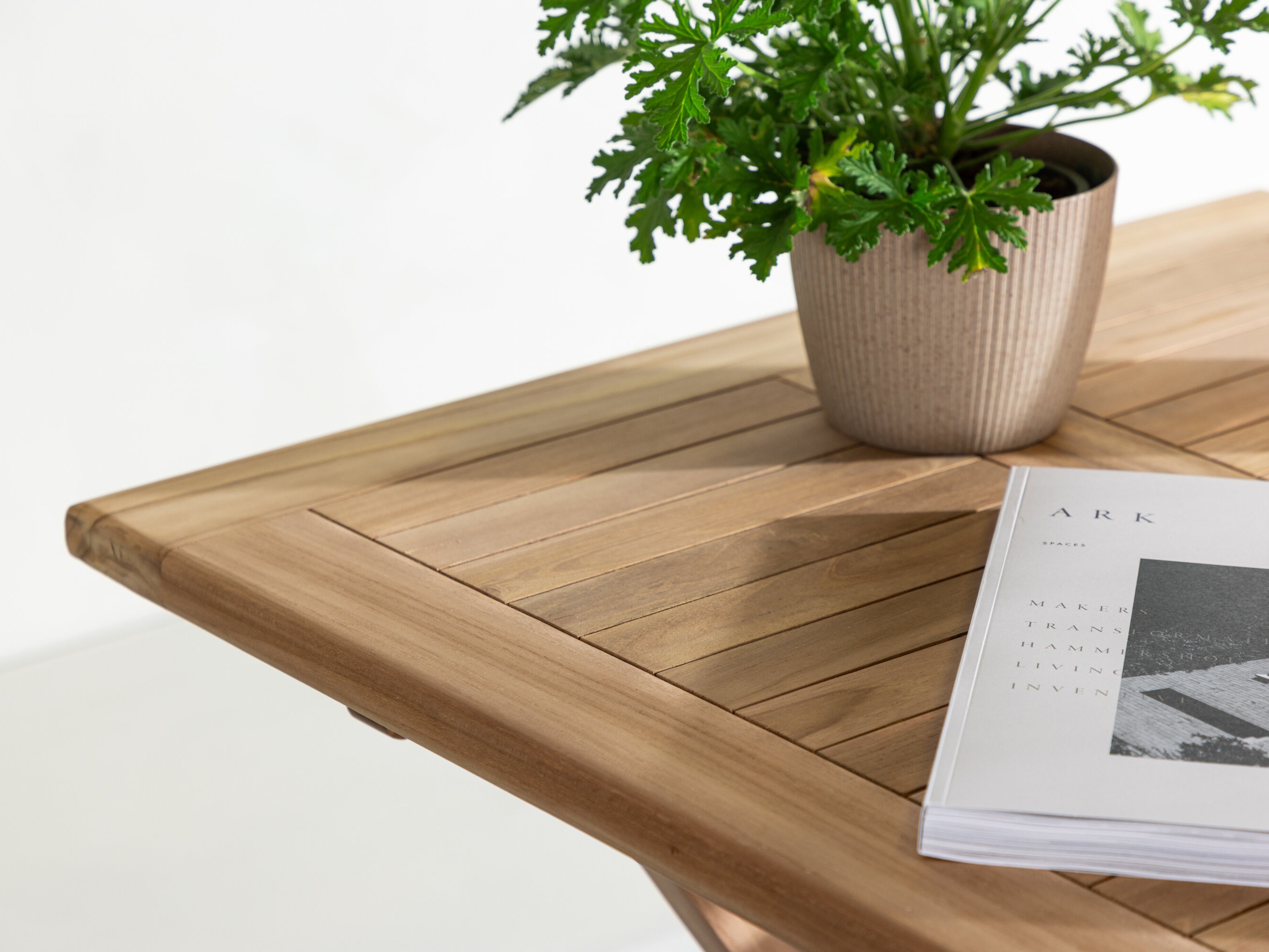 Tavolo da giardino Nunova 137